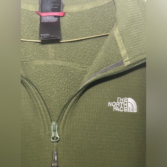 The North Face Men’s Green Quarter Zip Pullover Size XL - Picture 2 of 8